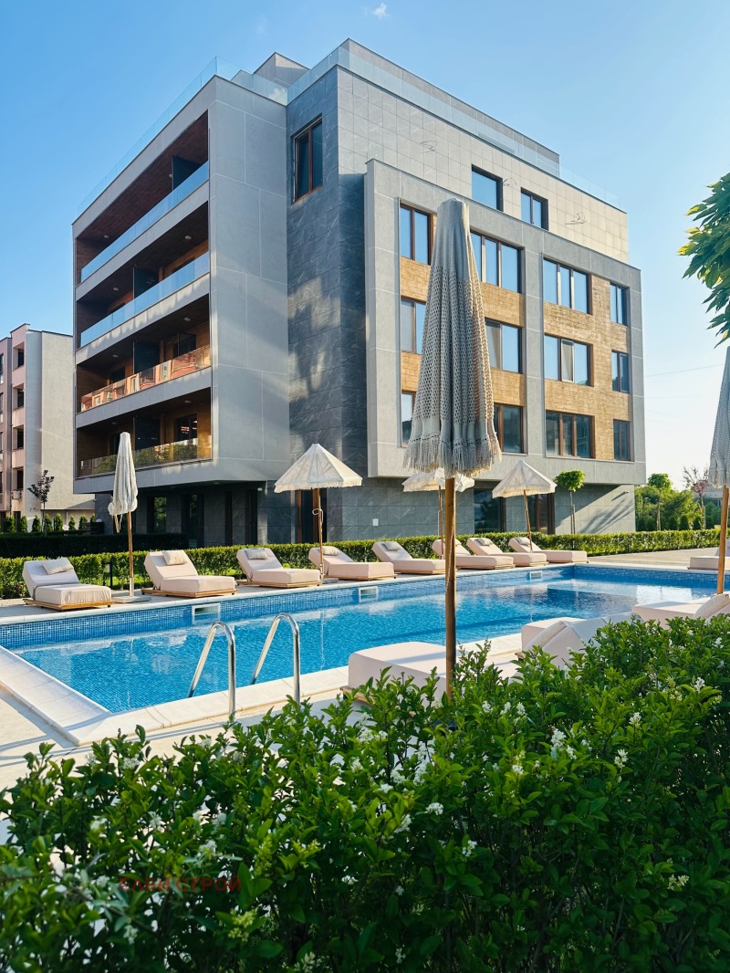 Продава  2-стаен град Перник , Изток , 80 кв.м | 74366495 - изображение [2]