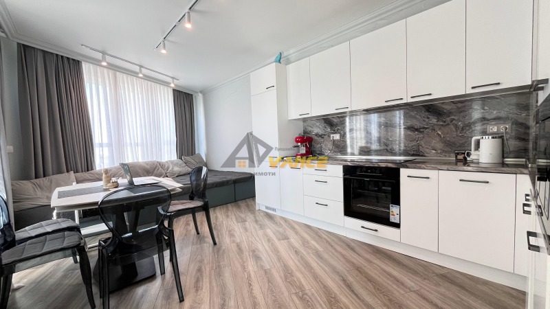 Продава 2-СТАЕН, гр. Бургас, Славейков, снимка 2 - Апартаменти - 53315677