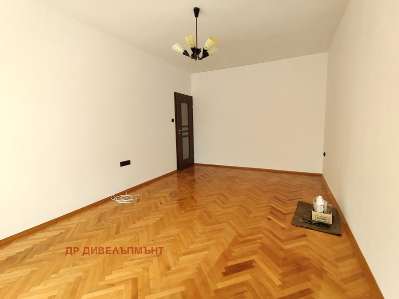 Продава  3-стаен град София , Лозенец , 71 кв.м | 82082008 - изображение [6]