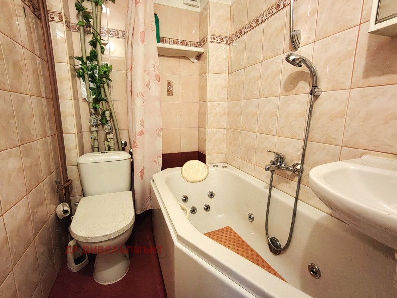 Продава  3-стаен град София , Лозенец , 71 кв.м | 82082008 - изображение [9]