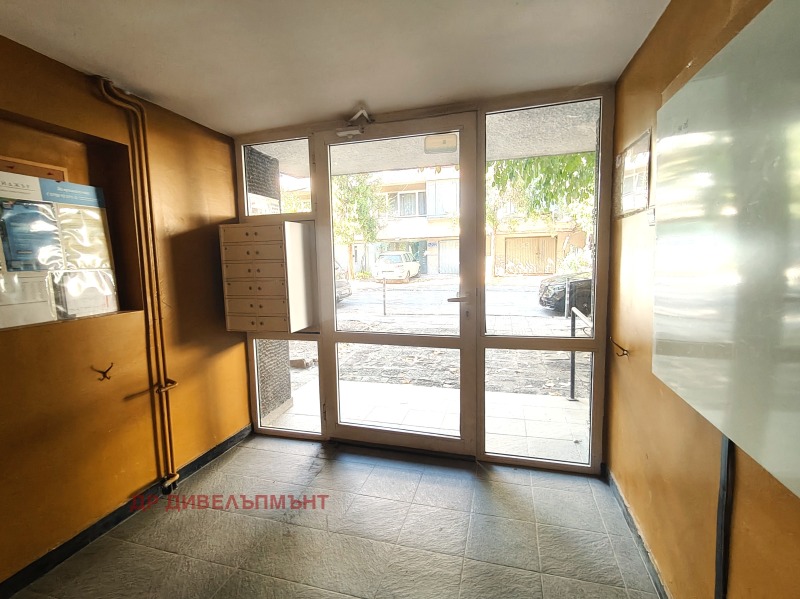 Продава  3-стаен град София , Лозенец , 71 кв.м | 82082008 - изображение [16]