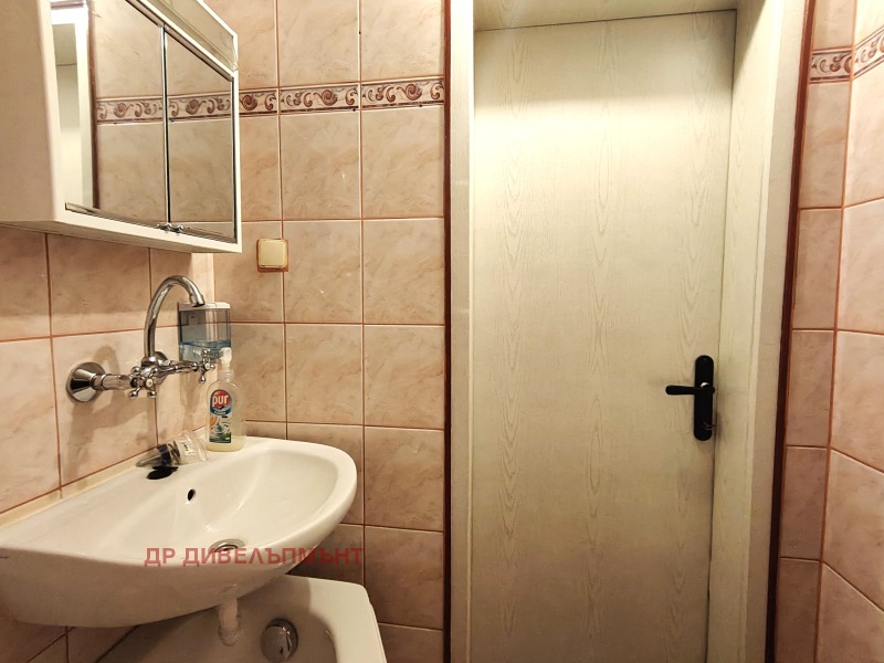 Продава  3-стаен град София , Лозенец , 71 кв.м | 82082008 - изображение [10]