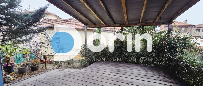 Продава КЪЩА, гр. Пловдив, Център, снимка 12 - Къщи - 52572803