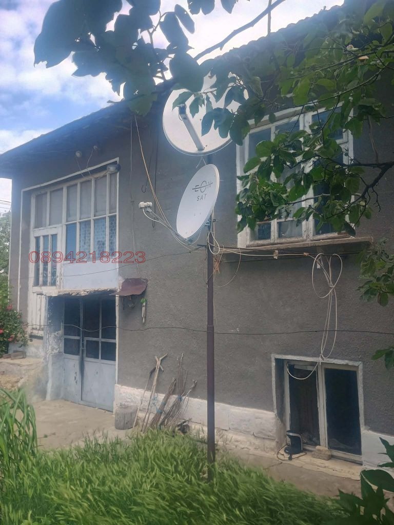 Продава КЪЩА, с. Сеслав, област Разград, снимка 2 - Къщи - 55967200