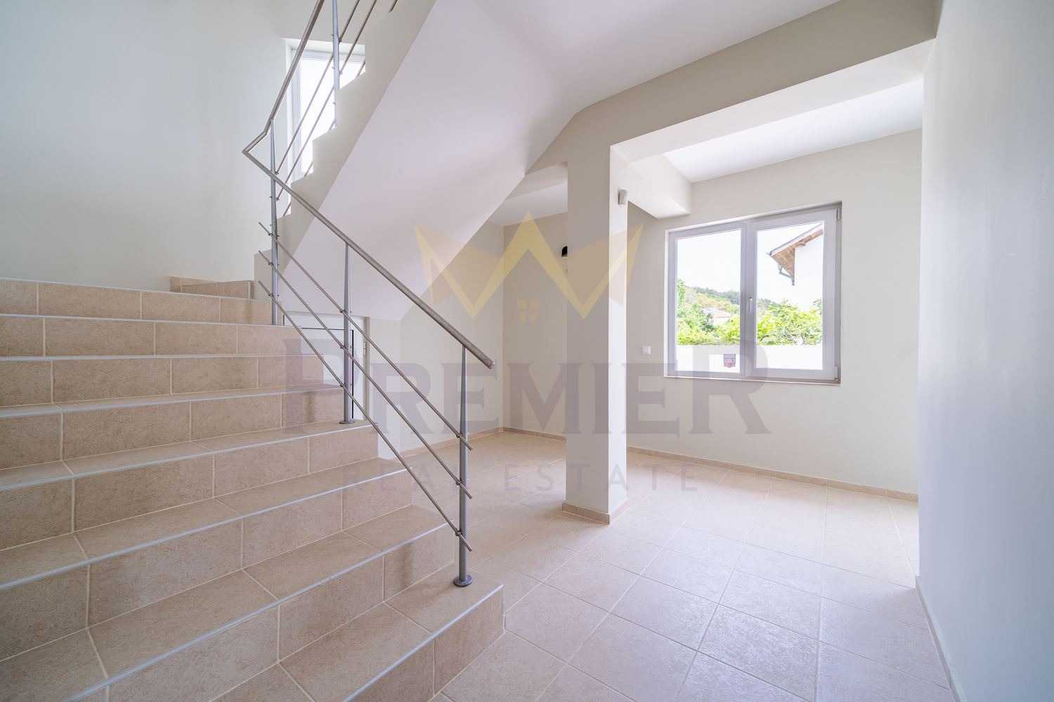 Продава КЪЩА, гр. Балчик, област Добрич, снимка 9 - Къщи - 54224922