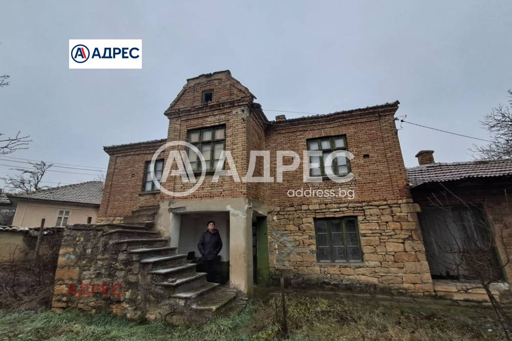 Продава КЪЩА, с. Ягнило, област Варна