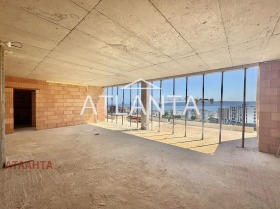 Продава 4-стаен град Варна Бриз - [1] 