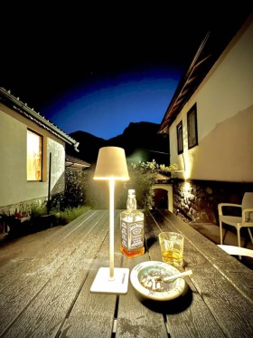 Huis Glozjene, regio Lovetsj