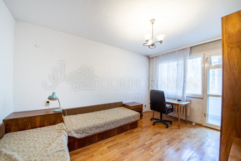 Продава 3-СТАЕН, гр. София, Разсадника, снимка 6 - Aпартаменти - 49367633