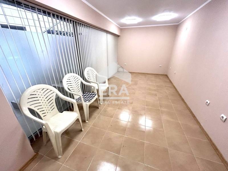 Te koop  Kantoor Varna , Operata , 29 m² | 66558450 - afbeelding [2]