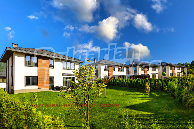 Продава КЪЩА, гр. София, с. Владая, снимка 13 - Къщи - 53239744