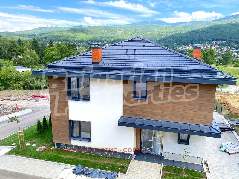 Продава КЪЩА, гр. София, с. Владая, снимка 2 - Къщи - 53239744