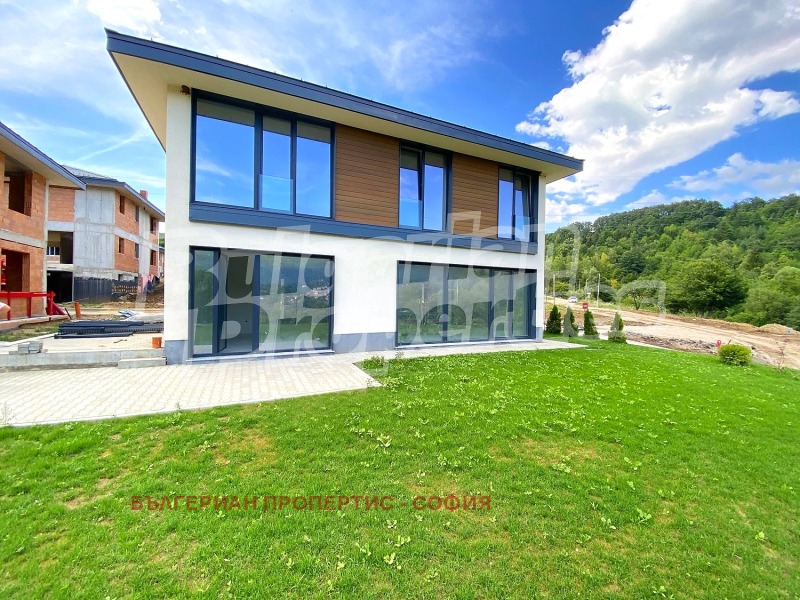 Продава КЪЩА, гр. София, с. Владая, снимка 15 - Къщи - 53239744