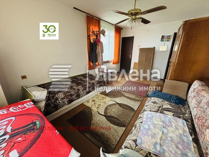 Продава КЪЩА, с. Равна гора, област Варна, снимка 4 - Къщи - 53263649