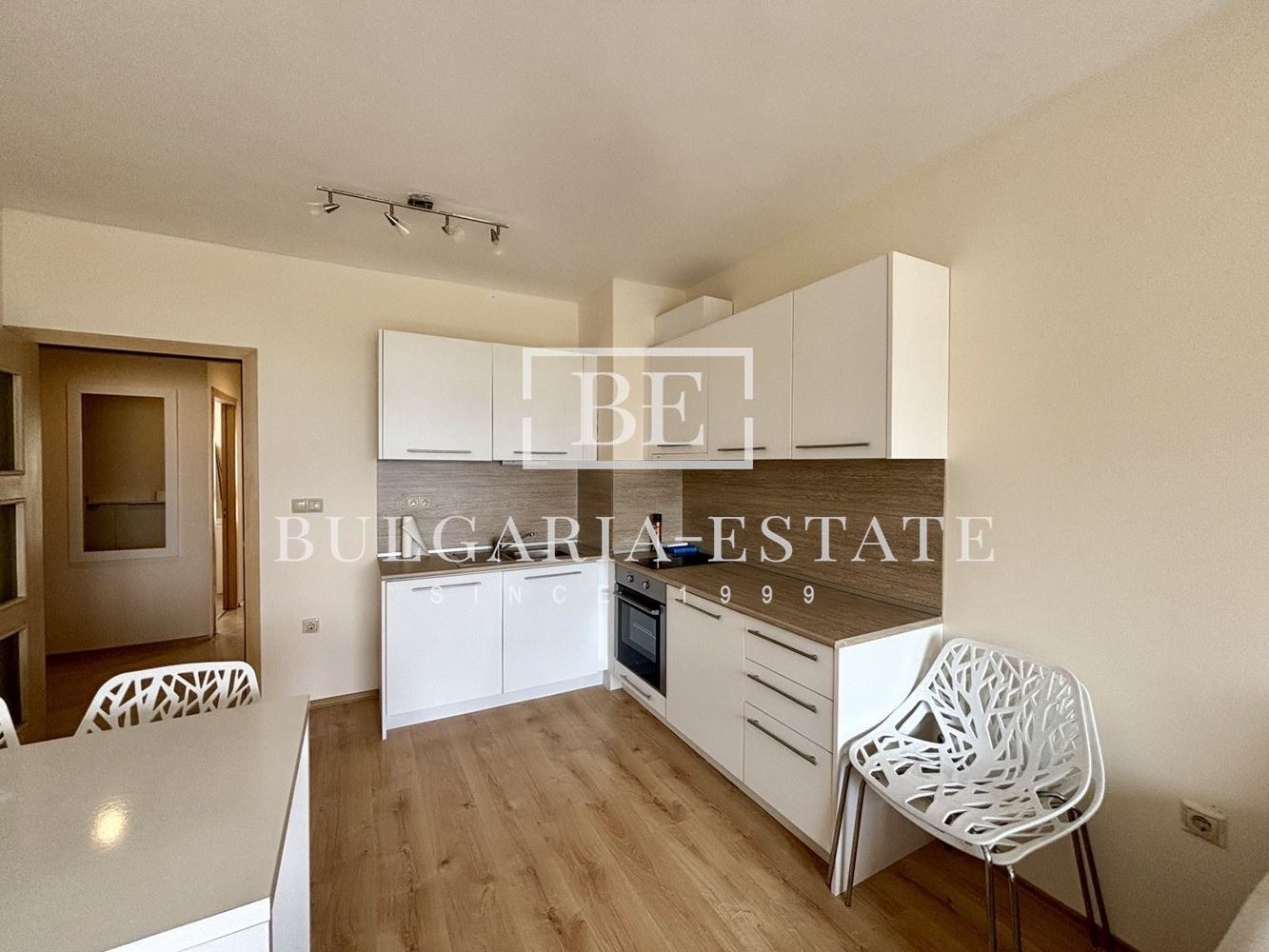 Продава 3-СТАЕН, гр. Варна, Аспарухово, снимка 2 - Апартаменти - 56227834