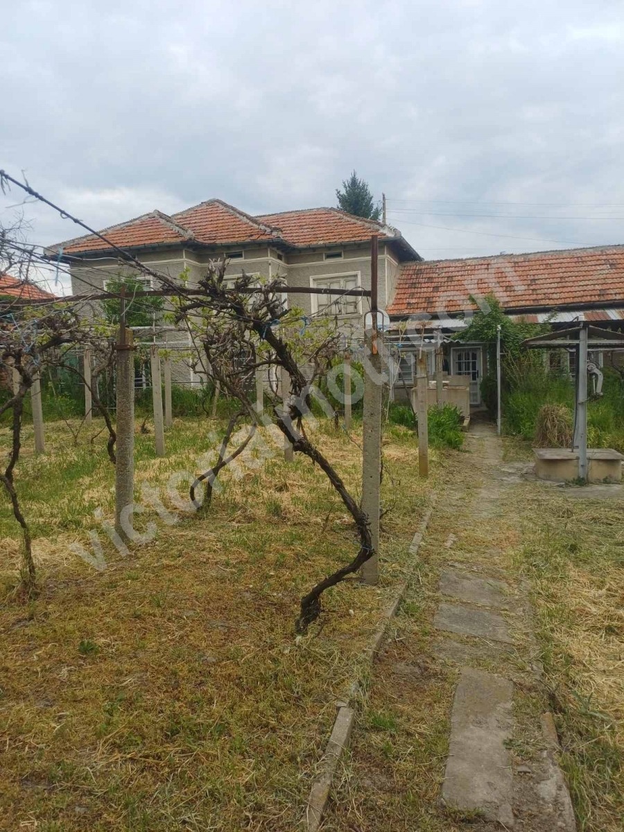 Продава КЪЩА, с. Масларево, област Велико Търново