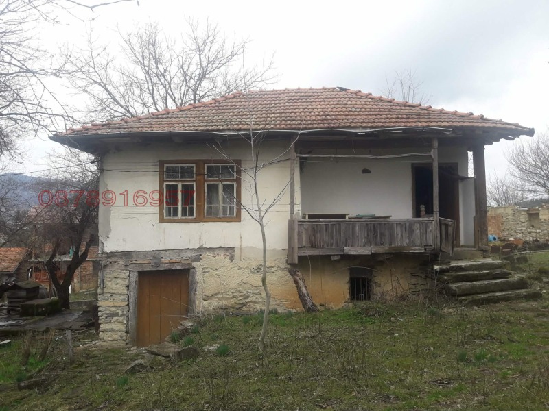 Продава КЪЩА в област Ловеч, гр. Ябланица - 40 кв.м / 27 500 € » 53 785.33 лв.