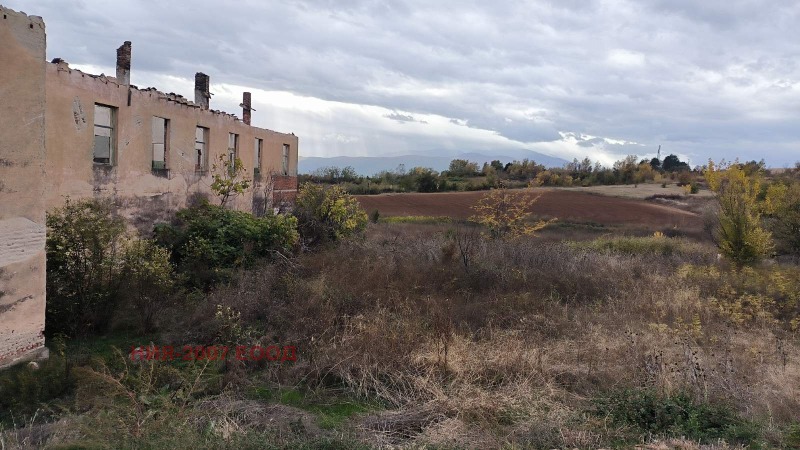 Продава ПАРЦЕЛ в област Благоевград, с. Враня - 2991 кв.м / 20 000 € » 39 116.60 лв., НИЯ-2007 ЕООД
