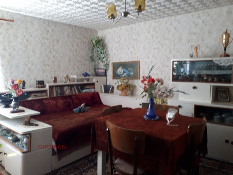Продава КЪЩА, с. Василево, област Добрич, снимка 7 - Къщи - 46422774