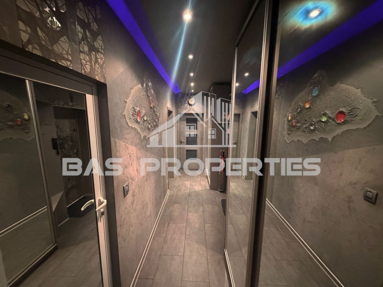 Продава 3-СТАЕН, гр. София, Изток, снимка 10 - Апартаменти - 54639127