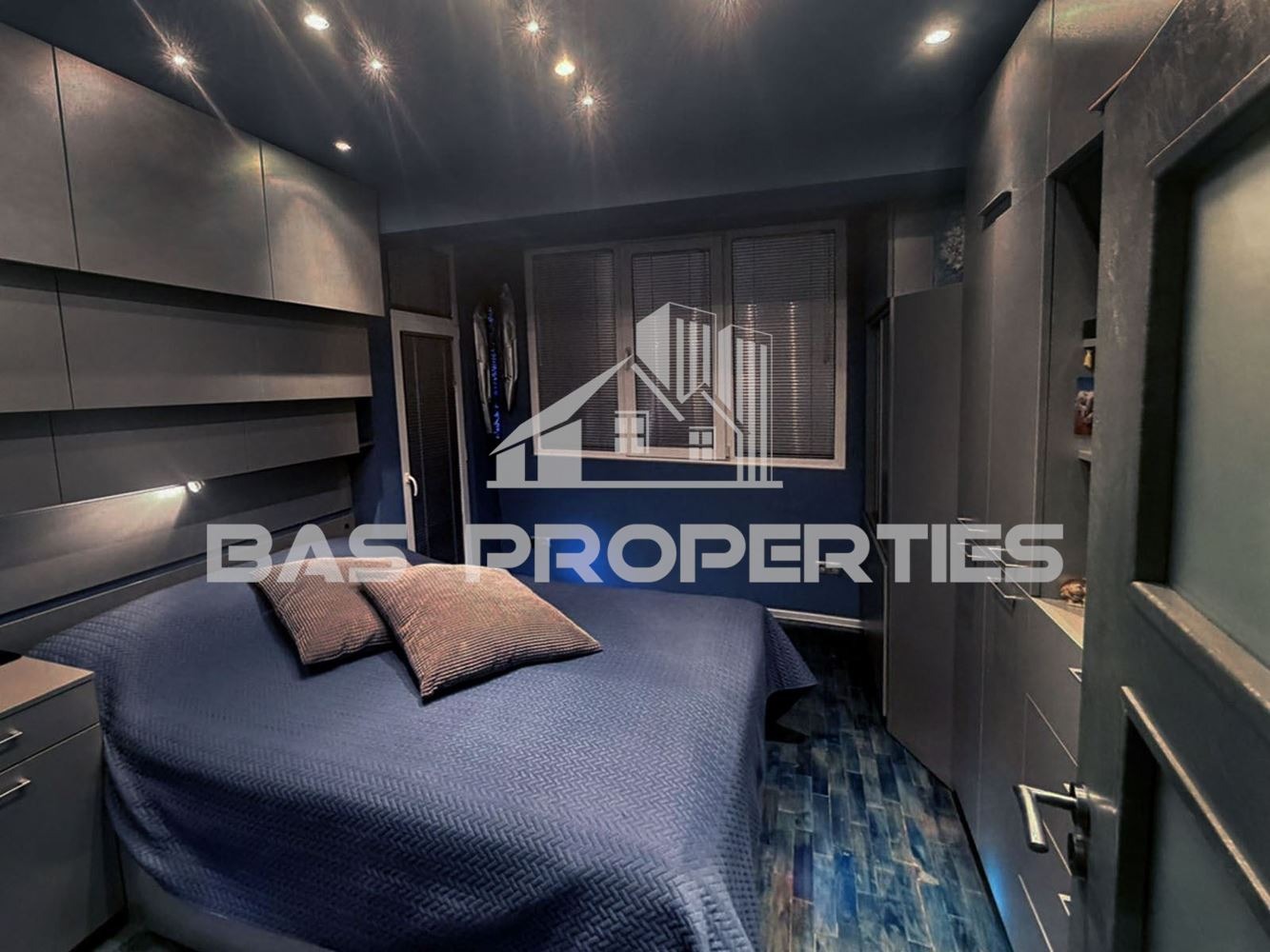 Продава 3-СТАЕН, гр. София, Изток, снимка 4 - Апартаменти - 54639127