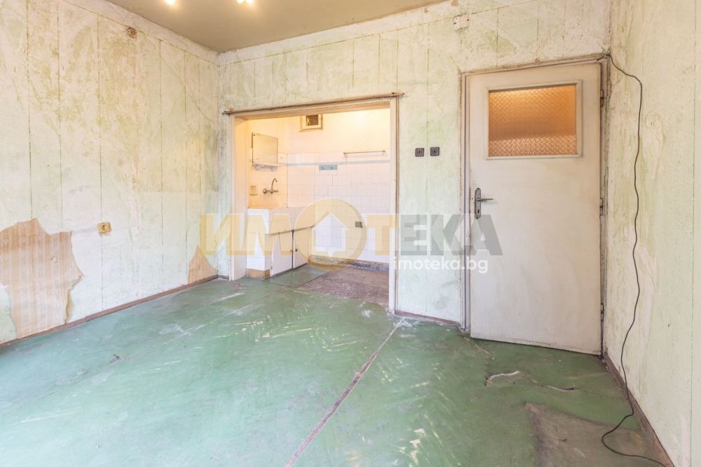 Продава МНОГОСТАЕН, гр. Варна, Гръцка махала, снимка 14 - Апартаменти - 56268906