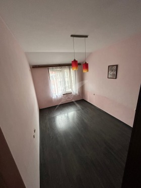 2 makuuhuonetta Lazur, Burgas 8