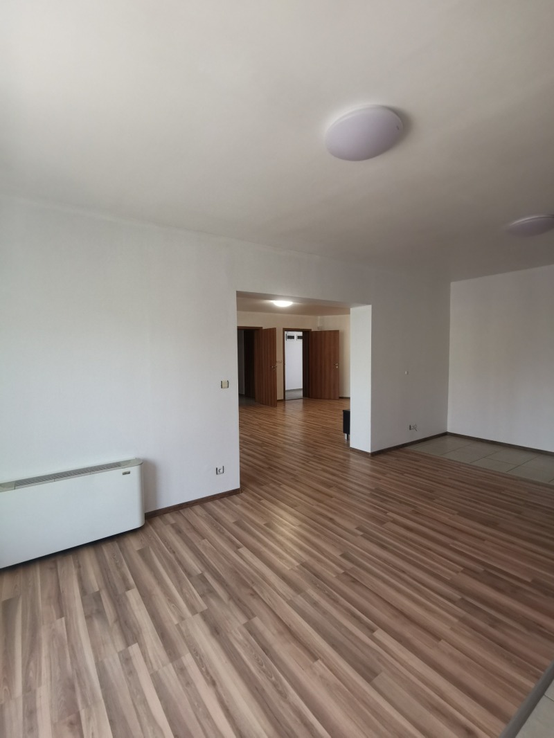 Na prodej  3+ ložnice Dobrič , Centar , 262 m2 | 49702923 - obraz [5]