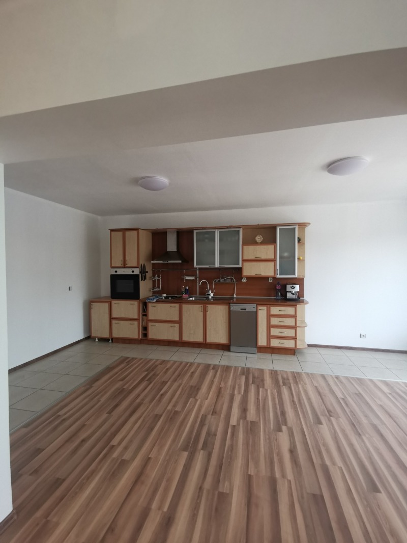 Продава  Многостаен град Добрич , Център , 262 кв.м | 49702923 - изображение [4]