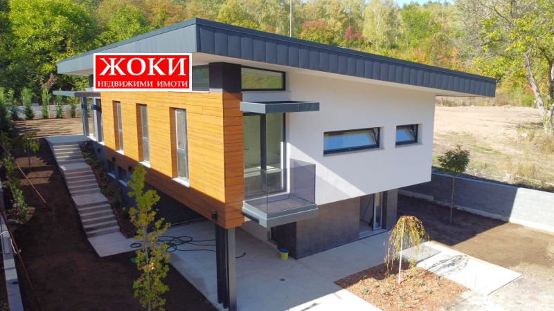 À venda  Casa Pernik , Draganovec , 264 m² | 70369874 - imagem [2]