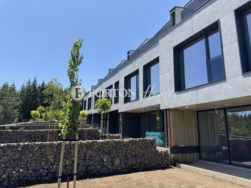 Продава КЪЩА, гр. София, с. Бистрица, снимка 2 - Къщи - 52811485