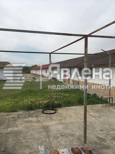 Προς πώληση  Βιομηχανικό κτίριο περιοχή Plovdiv , ΤΣοβα , 2280 τ.μ | 99389012