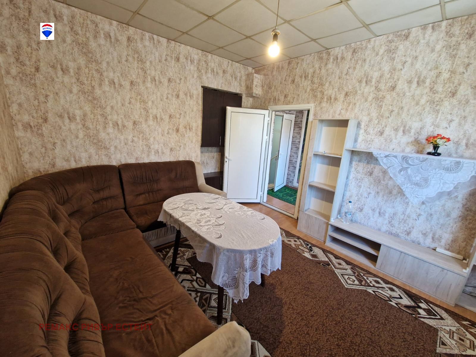 Продава ЕТАЖ ОТ КЪЩА, гр. Русе, Веждата, снимка 2 - Етаж от къща - 54225775