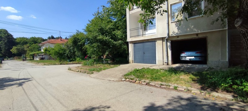 Продава ГАРАЖ в област Велико Търново, гр. Стражица - 22 кв.м / 15 000 € » 29 337.45 лв., СЕЛЕКТ БГ