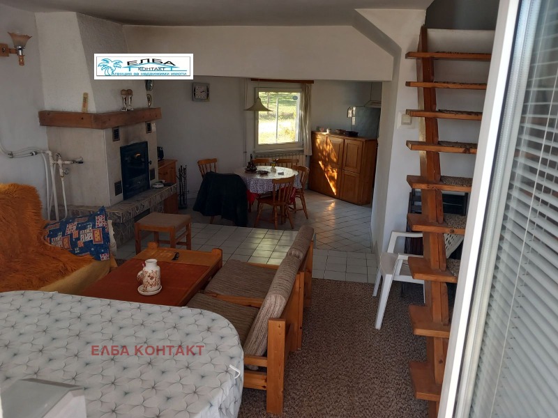 Продава КЪЩА, с. Ребро, област Перник, снимка 3 - Къщи - 52129431