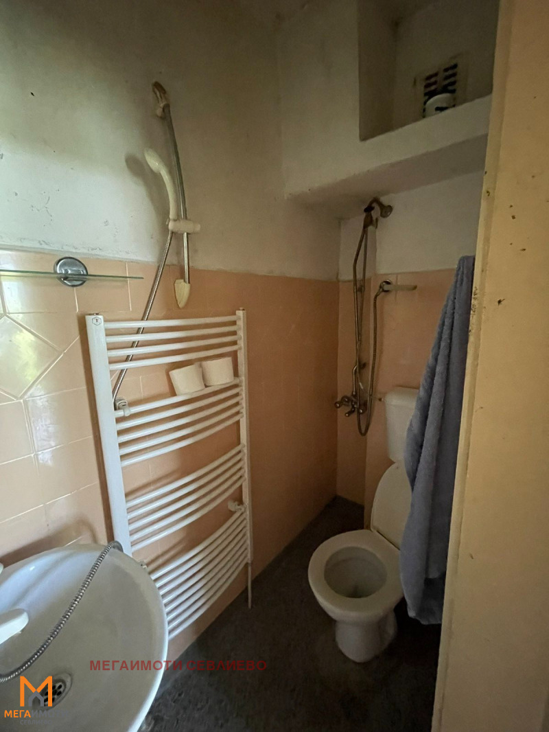 Продава КЪЩА, гр. Севлиево, област Габрово, снимка 10 - Къщи - 54081385