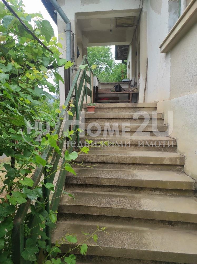 Продава ВИЛА, с. Круша, област София област, снимка 2 - Вили - 52187839