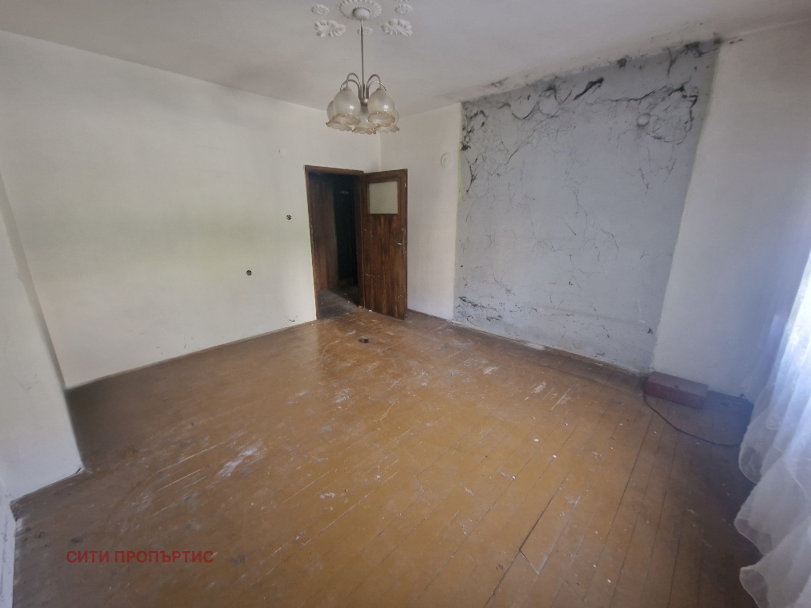Продава МНОГОСТАЕН, гр. Благоевград, Широк център, снимка 6 - Апартаменти - 51885568
