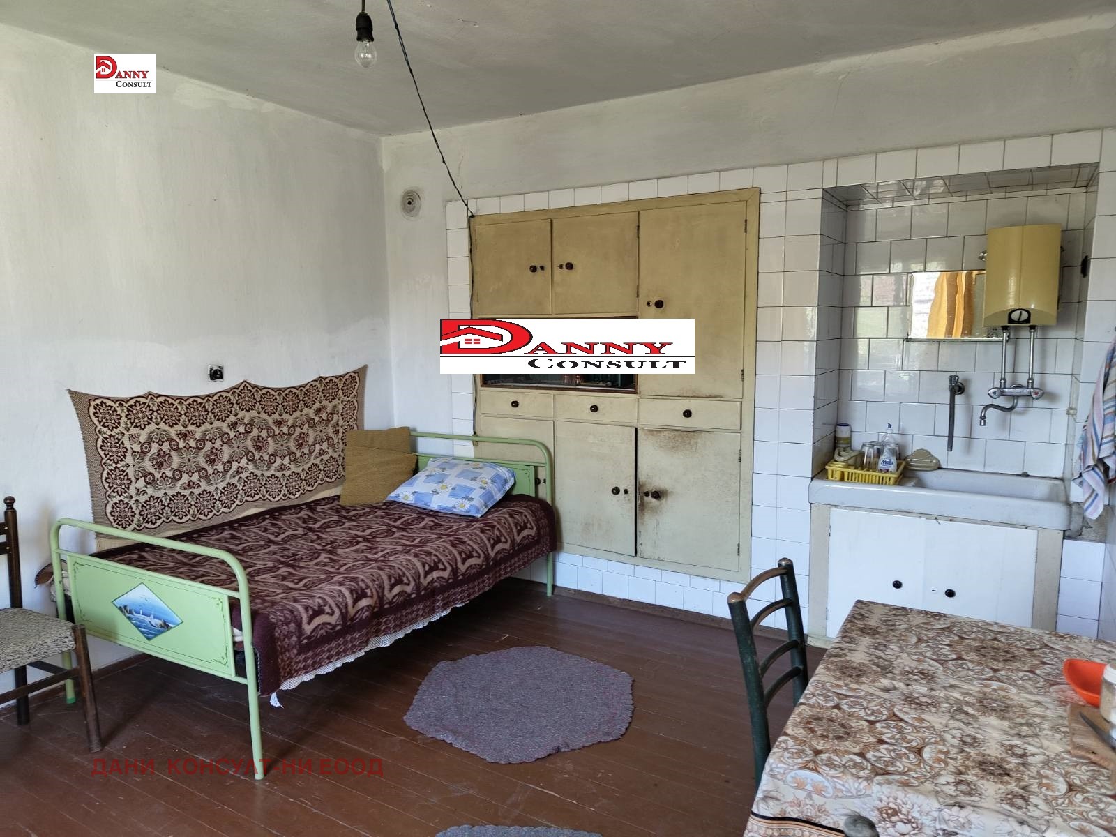 Продава КЪЩА, с. Крамолин, област Габрово