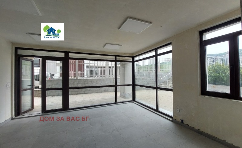 Te koop  Winkel Sofia , Malinova dolina , 112 m² | 65106404 - afbeelding [2]