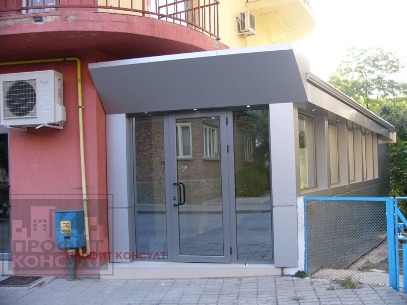 De vânzare  Magazin Velico Târnovo , Țentâr , 65 mp | 21054927
