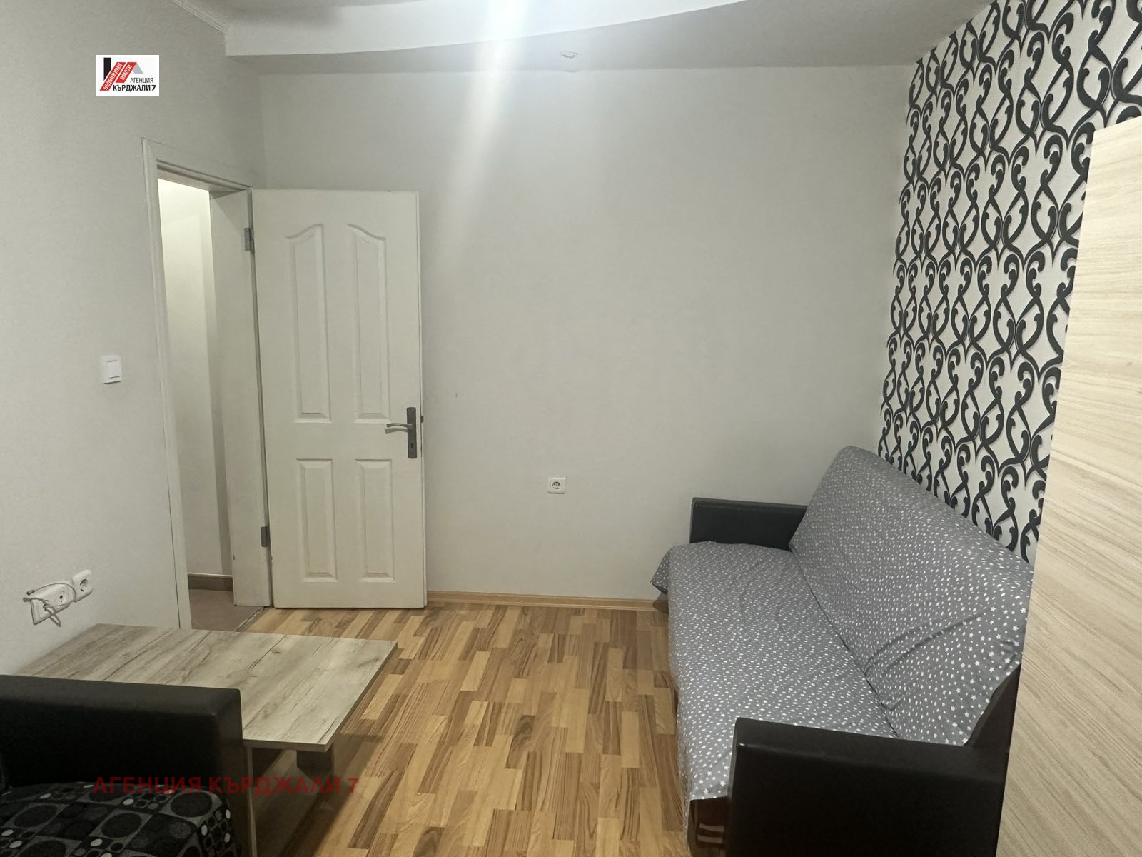 Продава 2-СТАЕН, гр. Кърджали, Център, снимка 2 - Апартаменти - 55885442