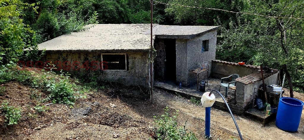 Продава КЪЩА, с. Томпсън, област София област, снимка 2 - Къщи - 55045860
