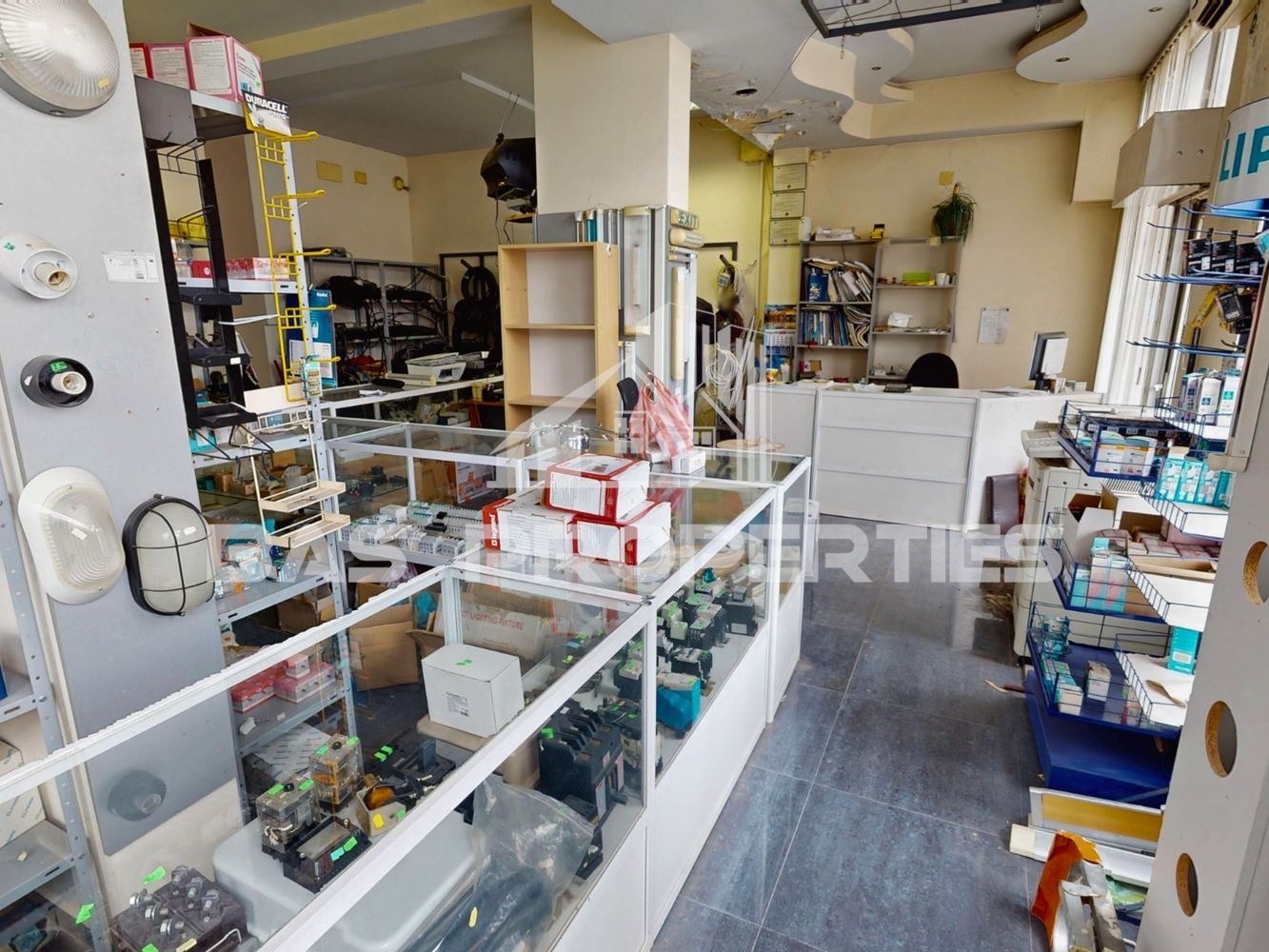 Продава МАГАЗИН, гр. София, Надежда 1, снимка 9 - Магазини - 54263045