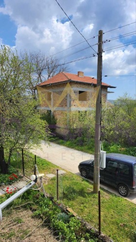 House Dolishte, region Varna 3