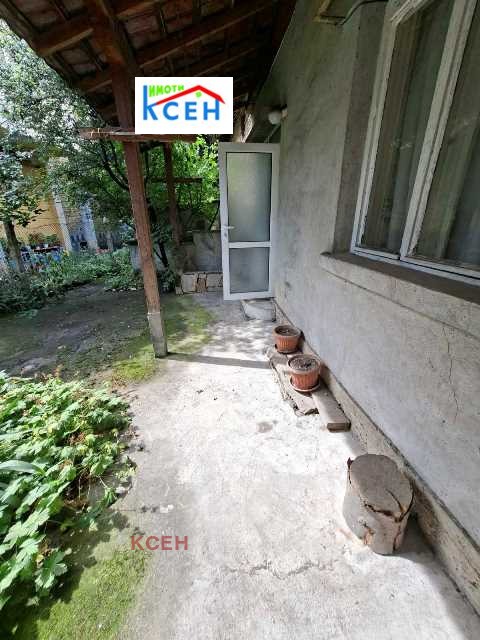 Продава КЪЩА, гр. Търговище, Боровец, снимка 2 - Къщи - 54929637