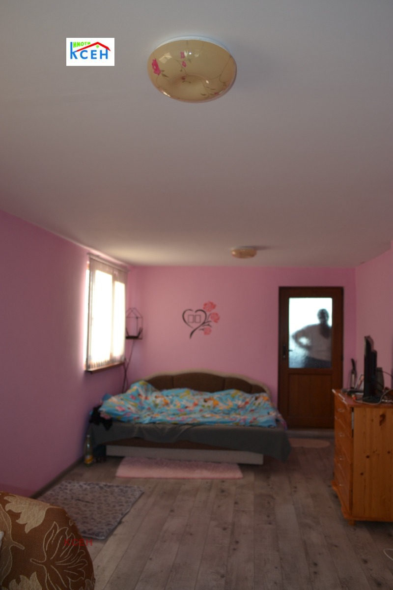 Продава ВИЛА, гр. Търговище, Запад 3, снимка 13 - Вили - 53266758