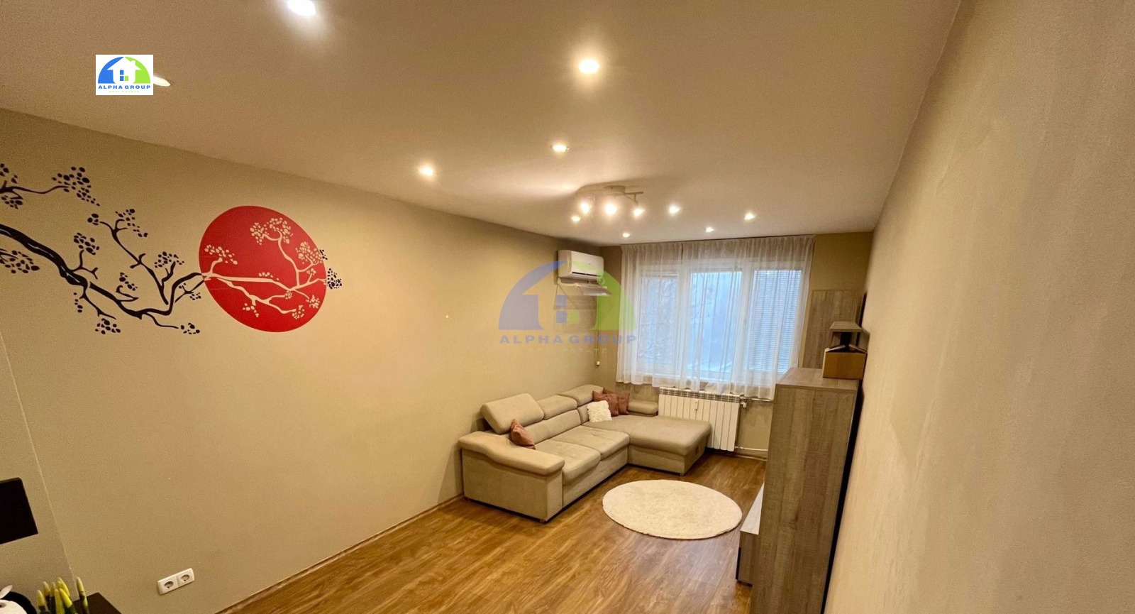 Продава 2-СТАЕН, гр. София, Света Троица