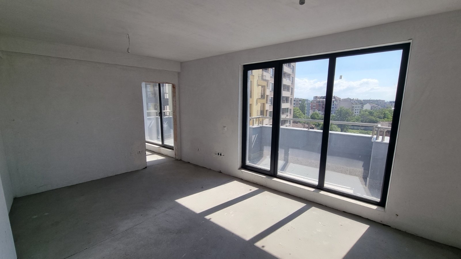 Продава 3-СТАЕН, гр. София, Сухата река, снимка 2 - Апартаменти - 55103572
