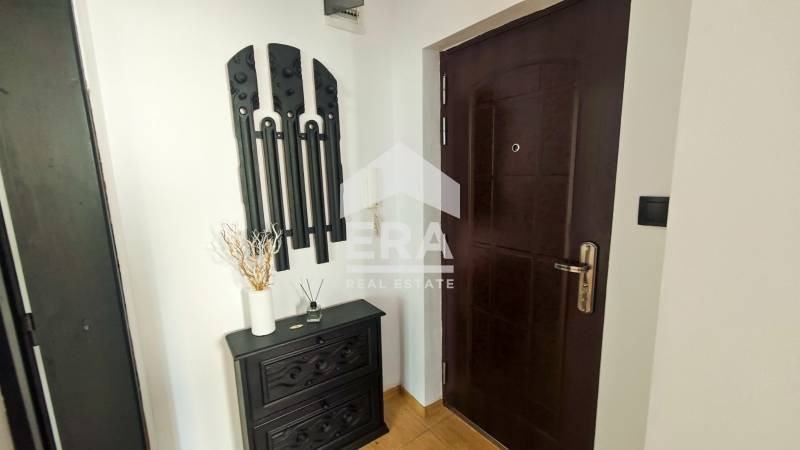 Продава 2-СТАЕН, гр. Търговище, Вароша, снимка 3 - Апартаменти - 53121100